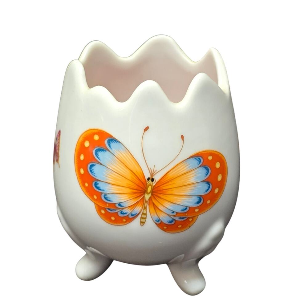 Butterfly Counterpoint Ceramic Cracked Egg Design Candle